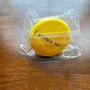 NEW WITH TAGS - Yellow Tail Wine Bottle Closure